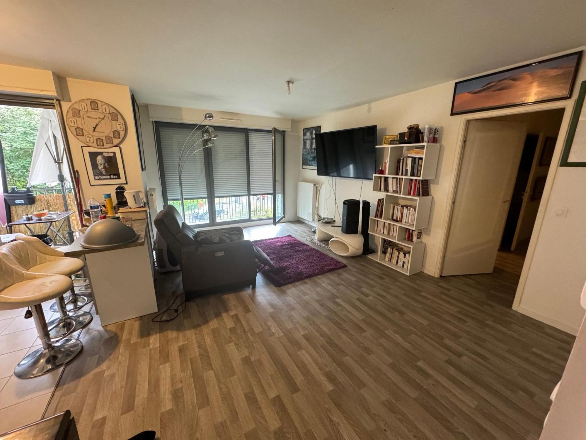 Grande Chambre 14 M2 Avec Salle De Bain Privative A Nanterre Prefecture Proche La Defense Arena Campus Sncf Et Paris エクステリア 写真